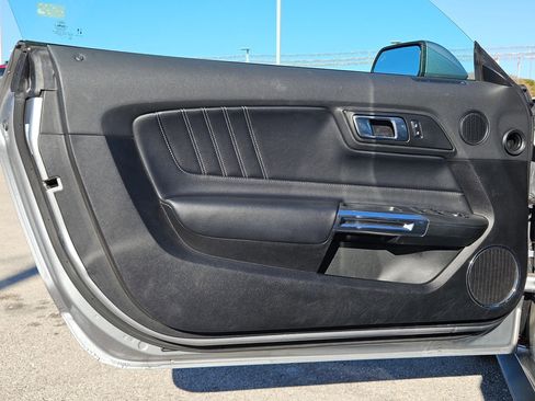 Used 2023 Ford Mustang Premium image 11