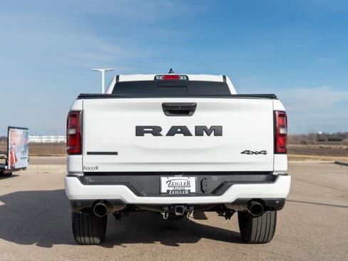 Used 2025 RAM 1500 Big Horn AWD/4WD image 6