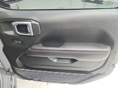 Used 2021 Jeep Wrangler Unlimited Rubicon image 38