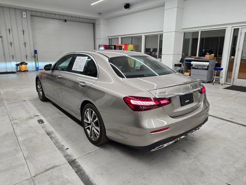 Used 2022 Mercedes-Benz E 450 4MATIC Sedan image 3