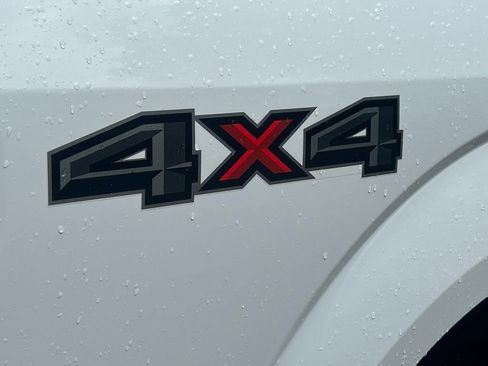 Certified 2020 Ford F150 XLT image 24