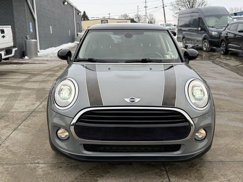 Used 2016 MINI Cooper 2-Door Hardtop image 18