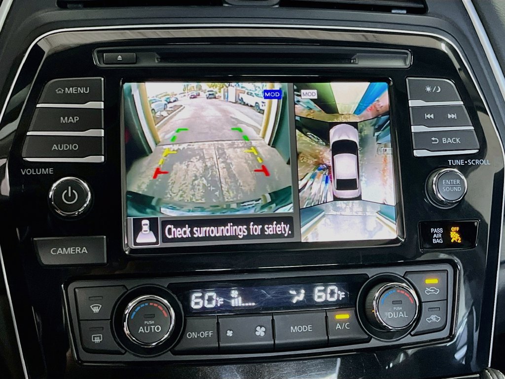 Used 2023 Nissan Maxima Platinum w/ Sport Mat Group FWD image 14