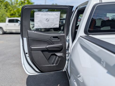 New 2025 Chevrolet Colorado W/T w/ WT Custom Package image 27