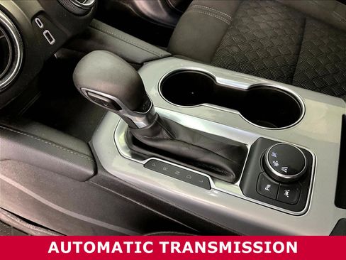 Used 2021 Chevrolet Blazer LT FWD image 16