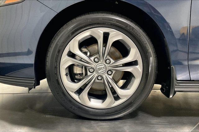 Used 2024 Honda Accord EX image 9