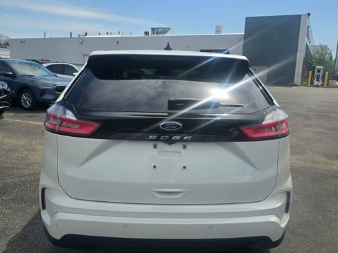 Certified 2023 Ford Edge ST-Line AWD/4WD image 5