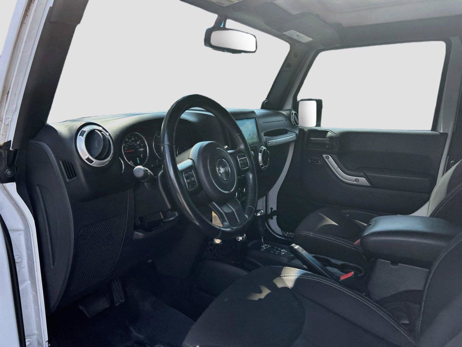 Used 2014 Jeep Wrangler Sahara w/ Connectivity Group AWD/4WD image 23
