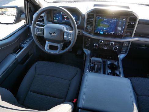 Used 2025 Ford F150 XLT w/ Equipment Group 302A MID image 9