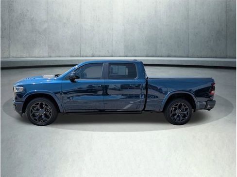 Used 2022 RAM 1500 Limited AWD/4WD image 2
