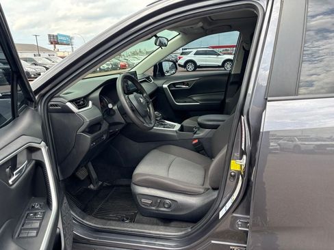 Used 2022 Toyota RAV4 XLE w/ Convenience Package AWD/4WD image 13