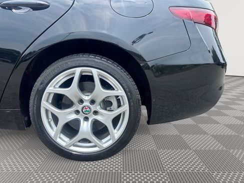 Used 2021 Alfa Romeo Giulia Ti AWD/4WD image 26