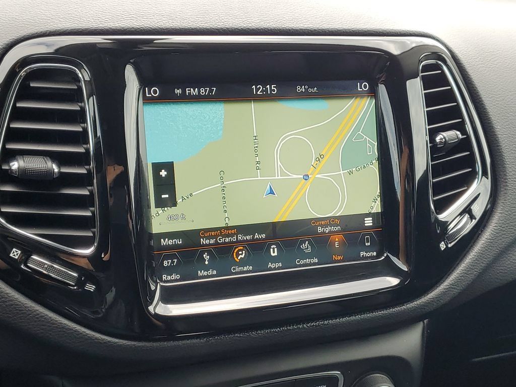Used 2018 Jeep Compass Limited w/ Navigation Group AWD/4WD image 25
