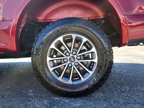 Used 2019 Ford F150 XLT w/ Equipment Group 302A Luxury AWD/4WD image 20