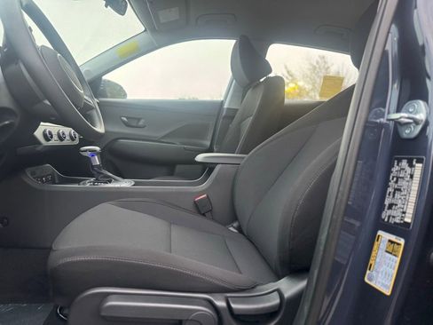 New 2026 Hyundai Kona SE image 13