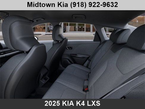New 2025 Kia K4 LXS image 18