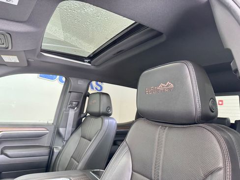 Certified 2022 Chevrolet Silverado 1500 High Country w/ High Country Premium Package image 27