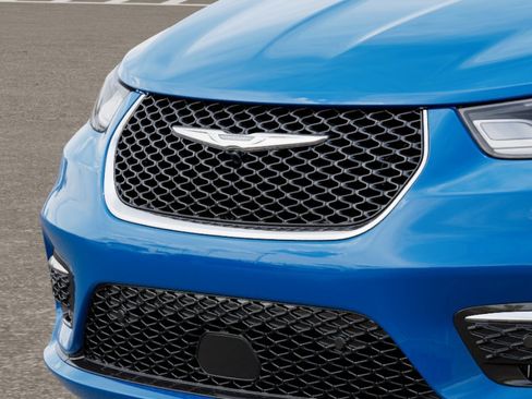 New 2026 Chrysler Pacifica Select image 44