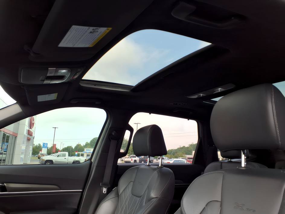 Used 2023 Kia Telluride SX X-Pro AWD/4WD image 16