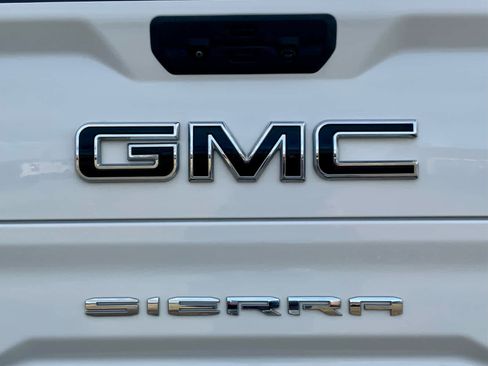Certified 2022 GMC Sierra 1500 Elevation image 24