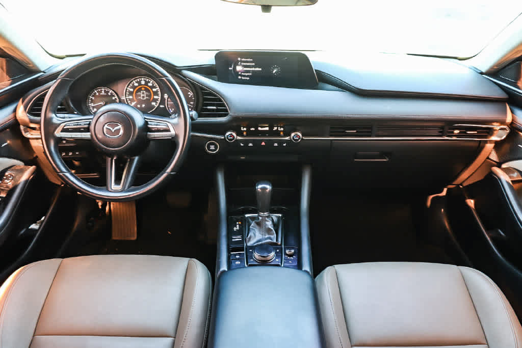 Used 2019 MAZDA MAZDA3 Sedan w/ Preferred Package FWD image 12