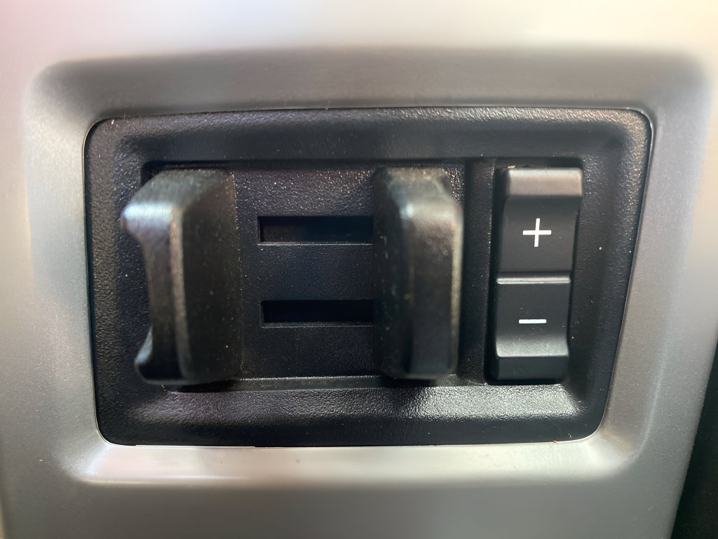 Used 2021 Ford F250 Lariat w/ Lariat Value Package AWD/4WD image 21