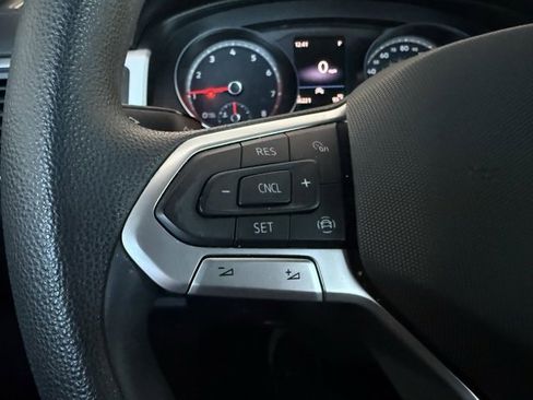 Used 2021 Volkswagen Atlas Cross Sport S image 9