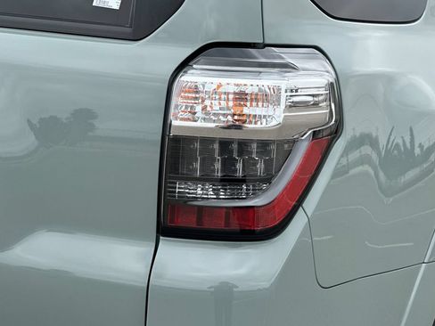 Used 2022 Toyota 4Runner TRD Sport w/ Technology Package RWD image 27