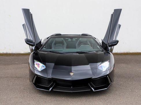 Used 2014 Lamborghini Aventador LP 700-4 AWD/4WD image 19