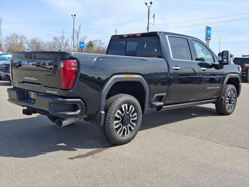Used 2025 GMC Sierra 3500 Denali Ultimate image 12