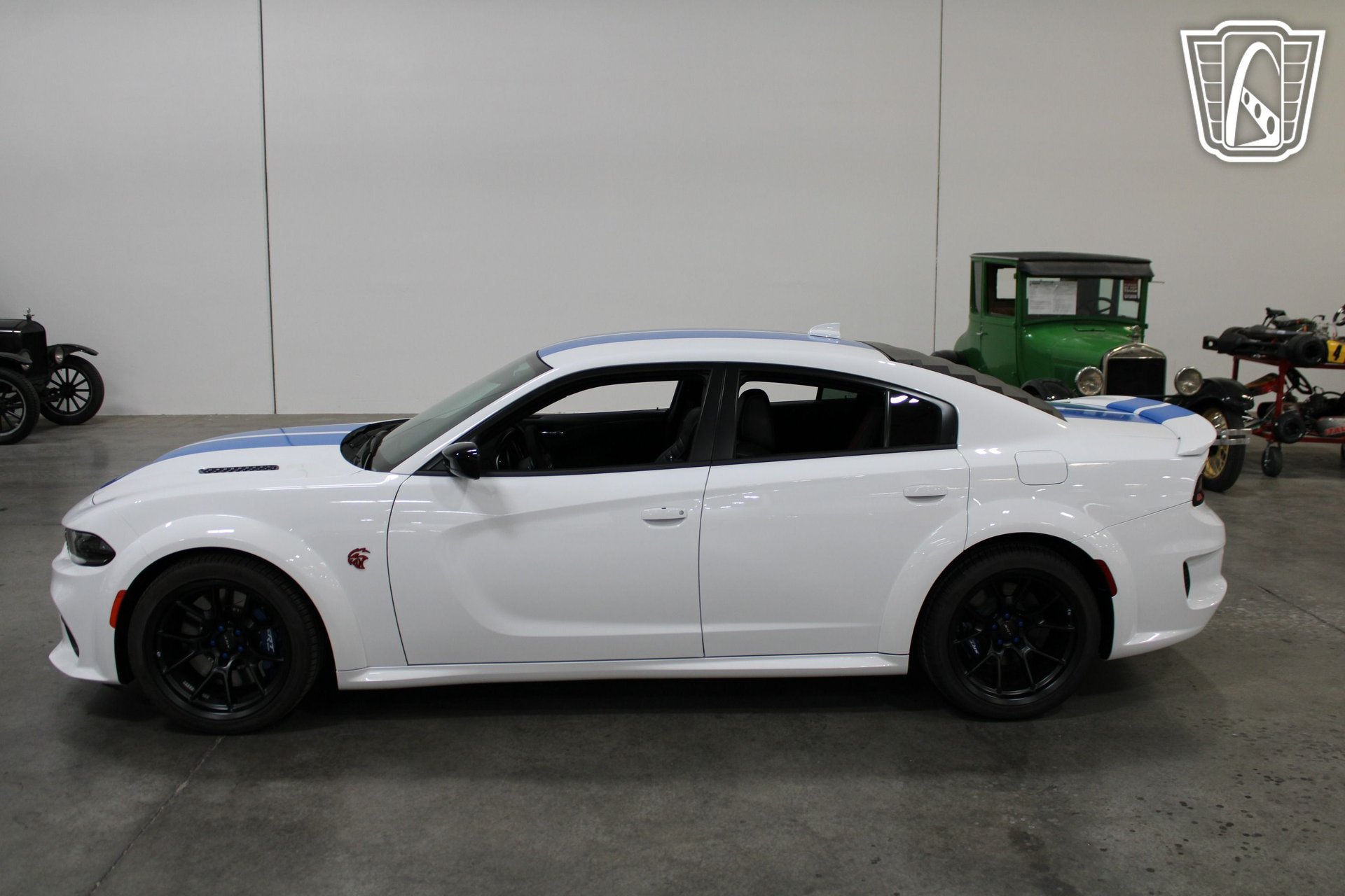 Used 2023 Dodge Charger SRT Hellcat RWD image 7