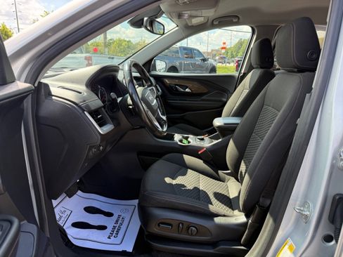Used 2020 GMC Terrain SLE w/ Driver Convenience Package FWD image 26