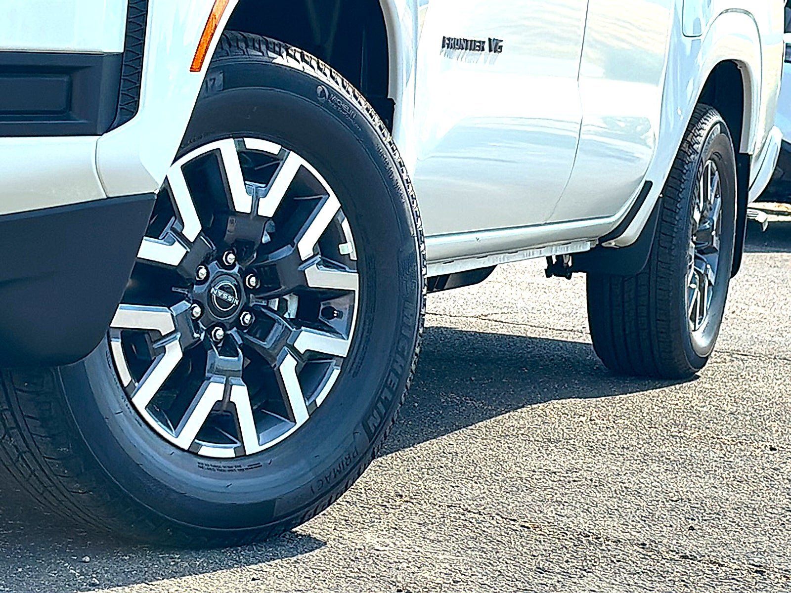 New 2027 Nissan Frontier SV w/ All-Weather Content Package RWD image 3