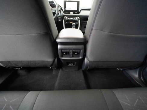 Used 2025 Toyota RAV4 XLE image 22