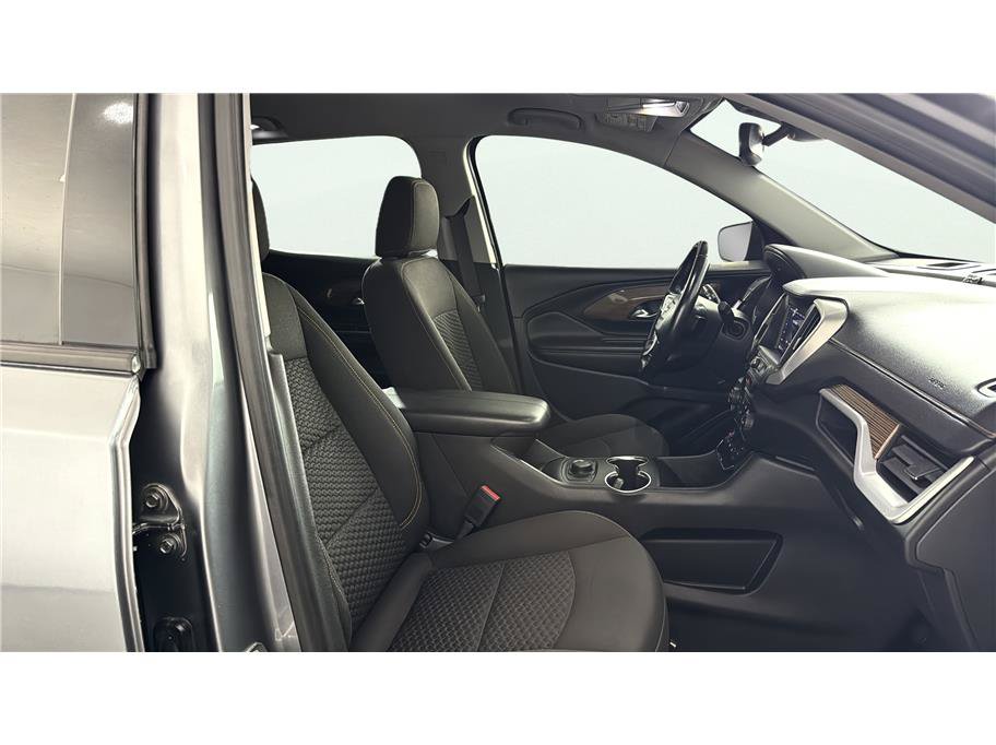 Used 2020 GMC Terrain SLE FWD image 20