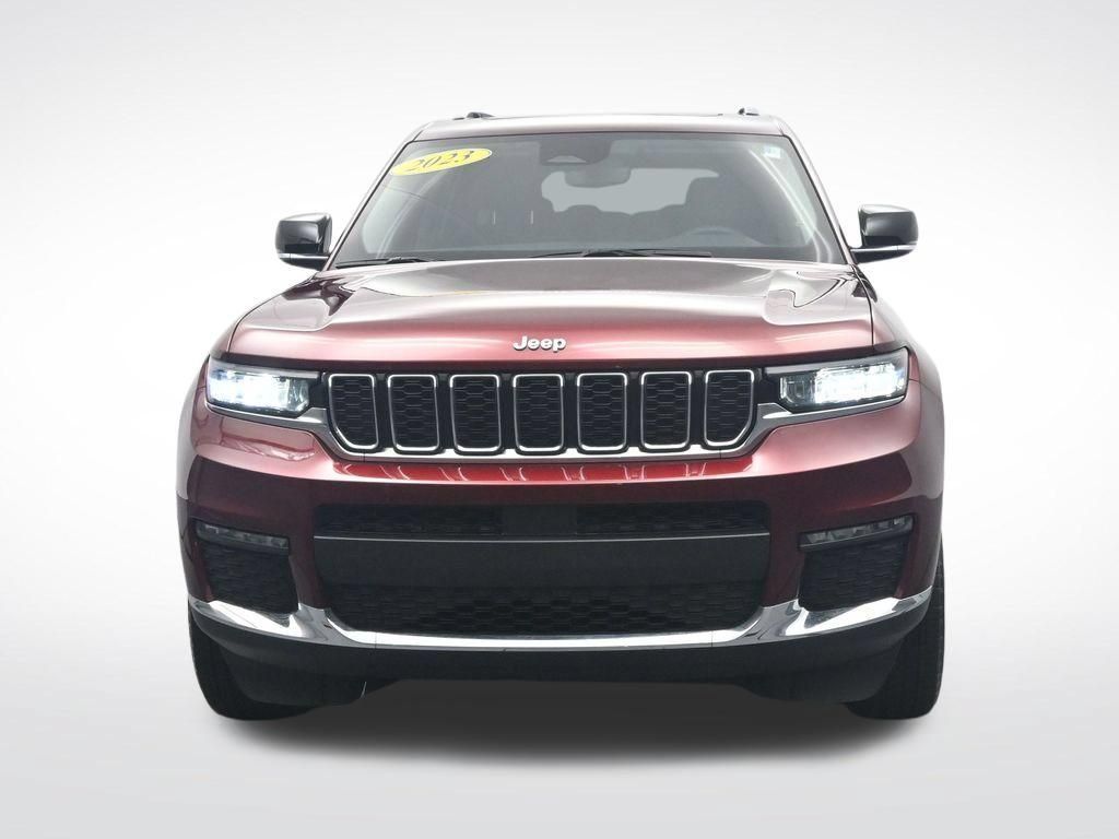 Used 2023 Jeep Grand Cherokee L Limited RWD image 2