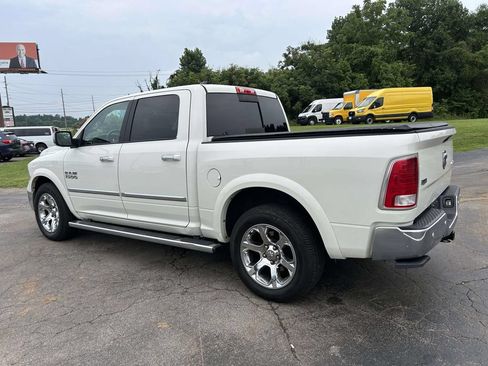 Used 2017 RAM 1500 Laramie w/ Convenience Group AWD/4WD image 6