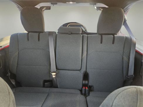 Used 2025 Jeep Wrangler Willys image 25