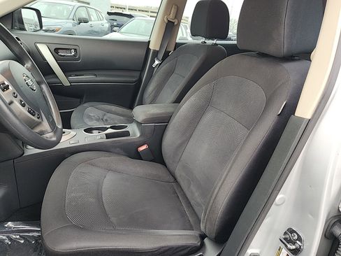 Used 2015 Nissan Rogue S w/ Convenience Package image 19