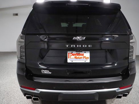 Used 2025 Chevrolet Tahoe High Country w/ Sun And Tow Package image 8