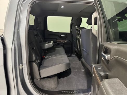 Used 2019 Chevrolet Silverado 1500 LT Trail Boss w/ Convenience Package AWD/4WD image 24