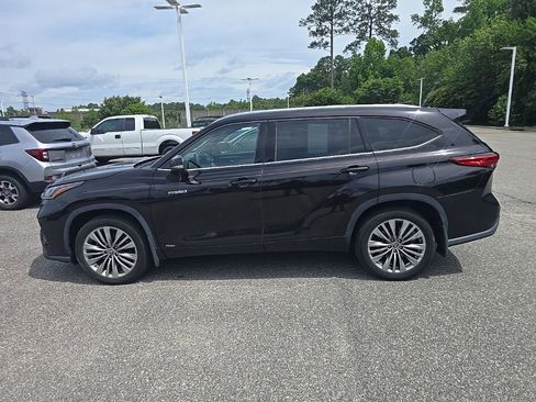 Used 2021 Toyota Highlander Platinum AWD/4WD image 8