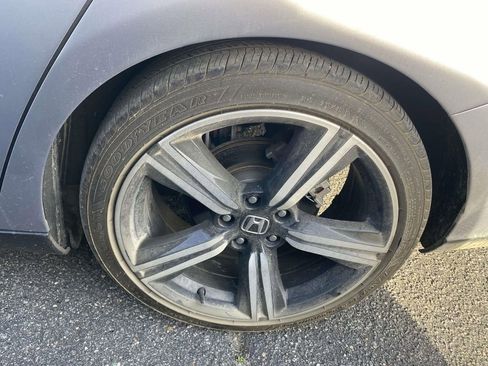 Used 2024 Honda Accord Sport image 9