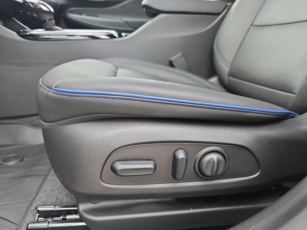 New 2026 Buick Envista Sport Touring w/ Convenience I Package FWD image 31