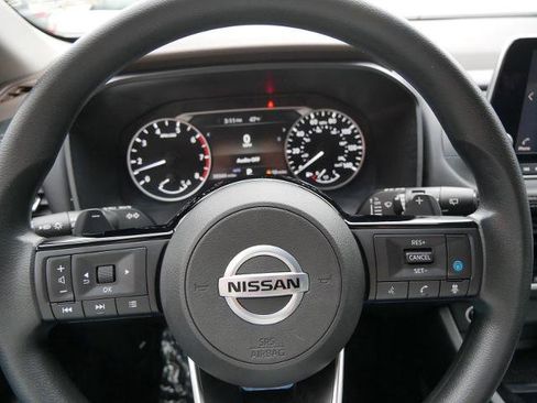 Certified 2021 Nissan Rogue SV image 18