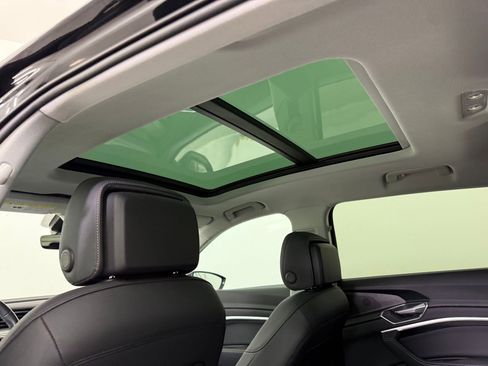 Certified 2022 Audi e-tron Premium w/ Convenience Plus Package image 16