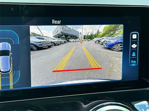 Certified 2025 Mercedes-Benz GLA 250 4MATIC image 29