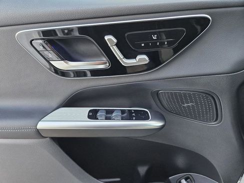 Certified 2026 Mercedes-Benz GLC 300 4MATIC image 21