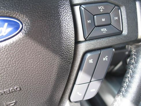 Used 2020 Ford F150 XLT w/ Equipment Group 302A Luxury AWD/4WD image 35