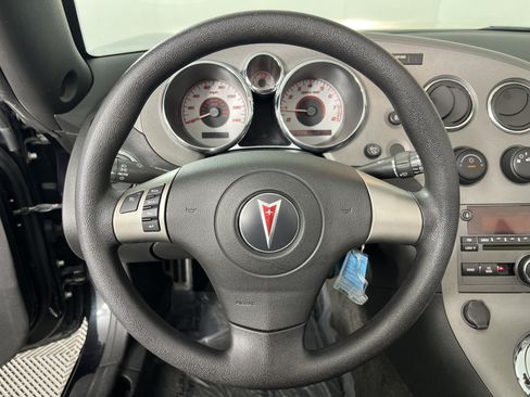 Used 2008 Pontiac Solstice Convertible w/ Preferred Package RWD image 31